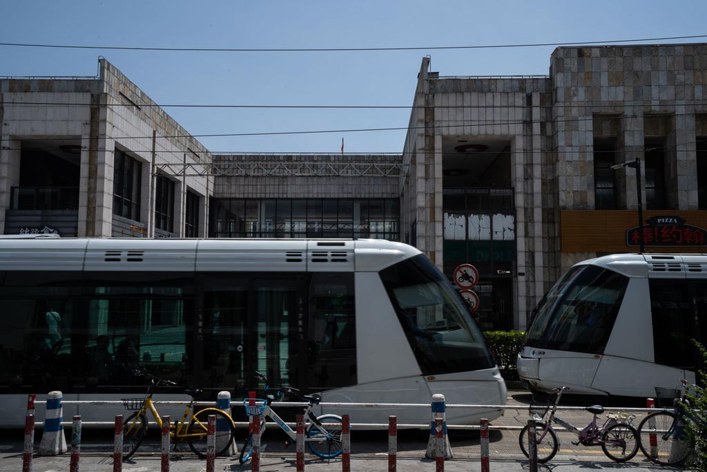 Trams in Zhangjiang.jpg