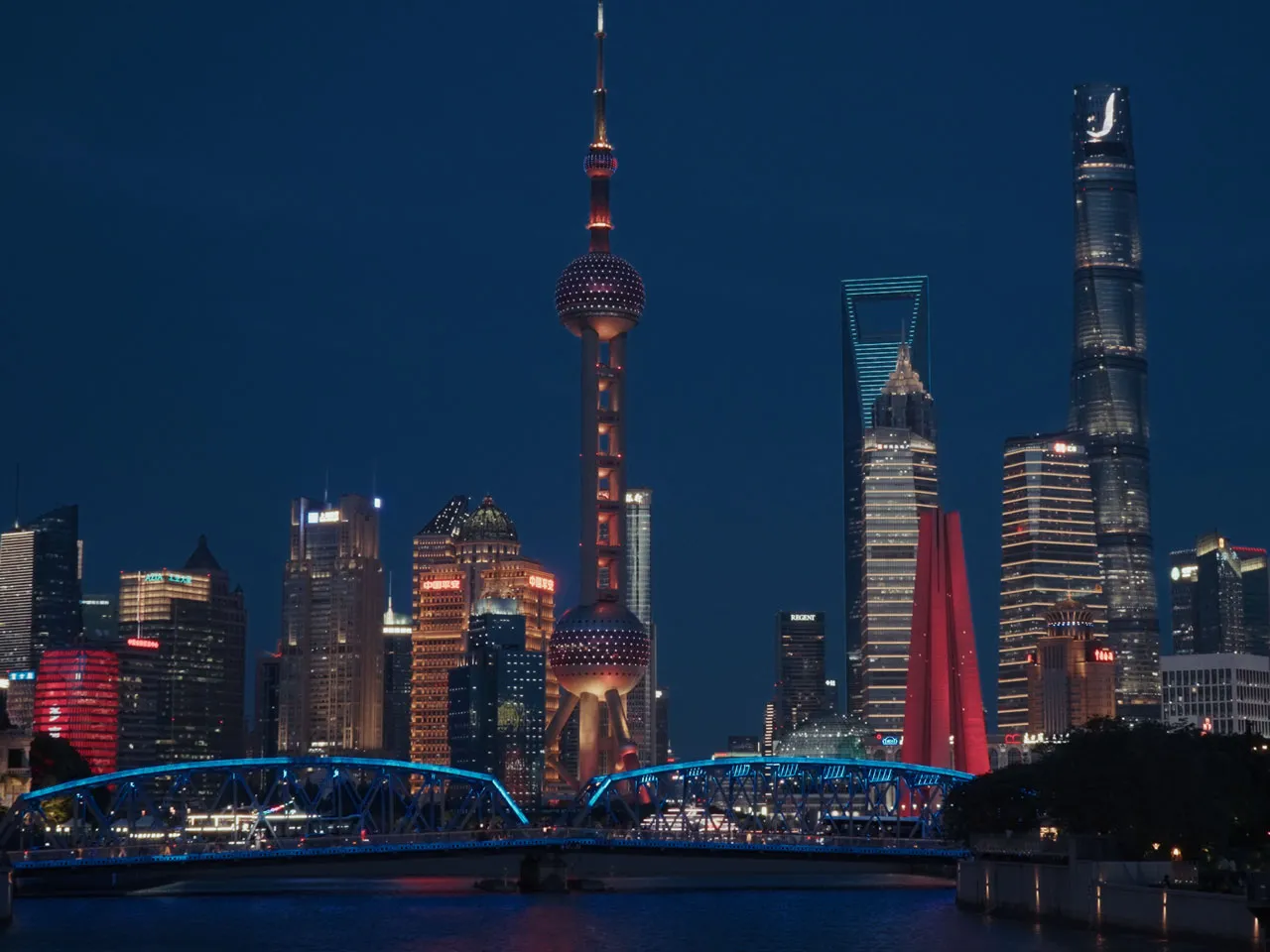 Nighttime Shanghai Experience