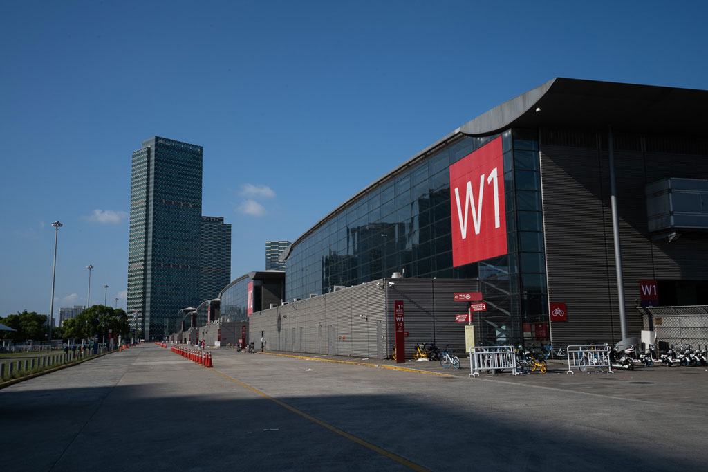 Shanghai New International Expo Centre 上海新国际博览中心 (2).jpg