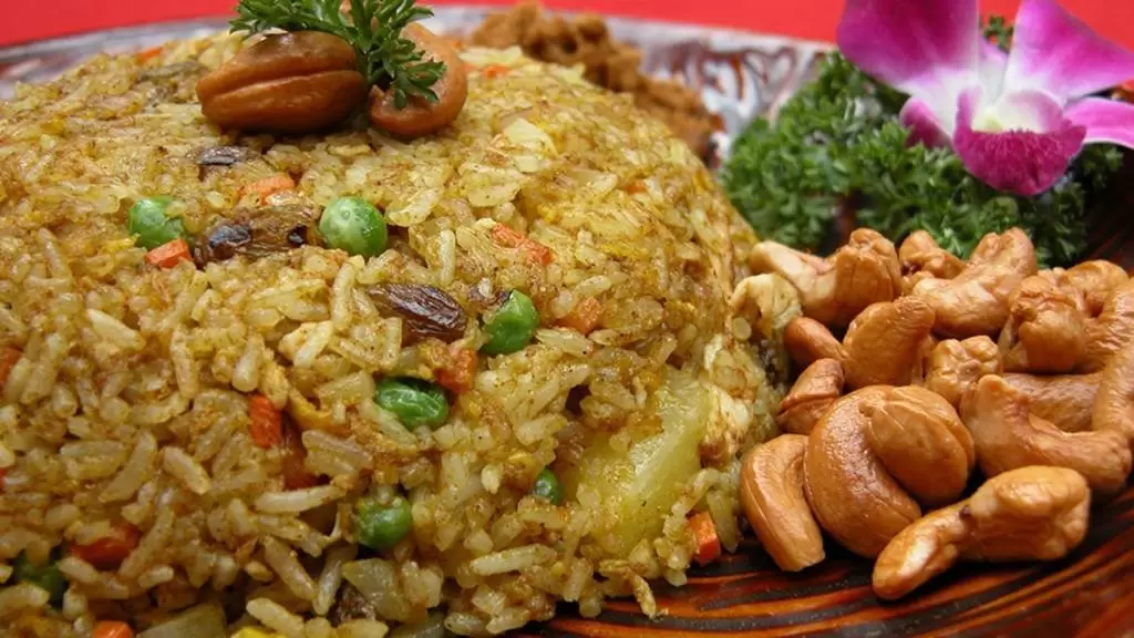 Pineapple fried rice